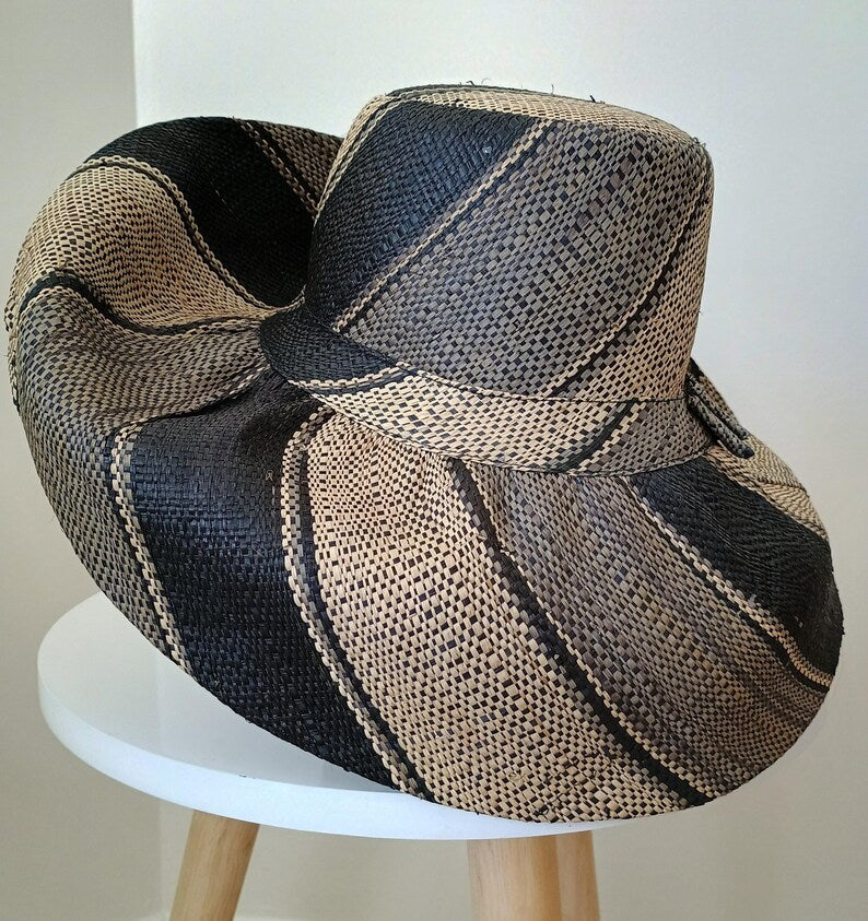 Raffia Straw Lightweight Sun Hat - Black/Beige