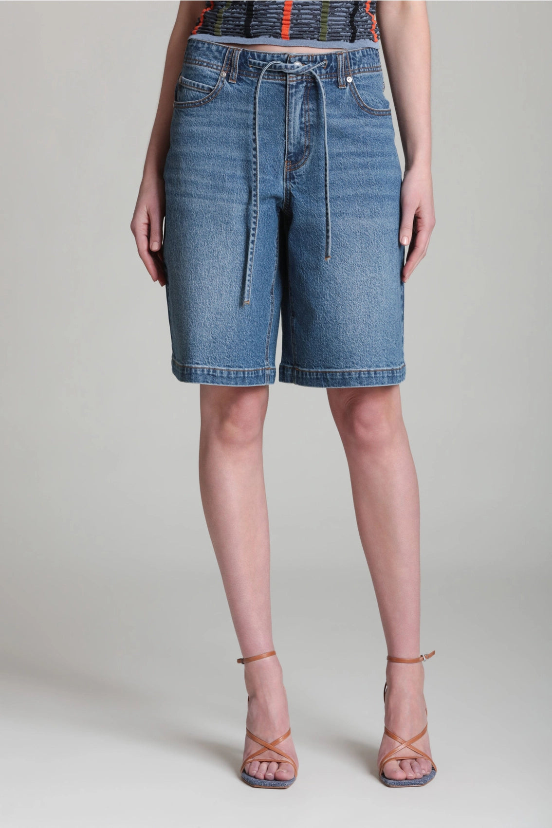 Drawstring Mid-Rise Denim Short