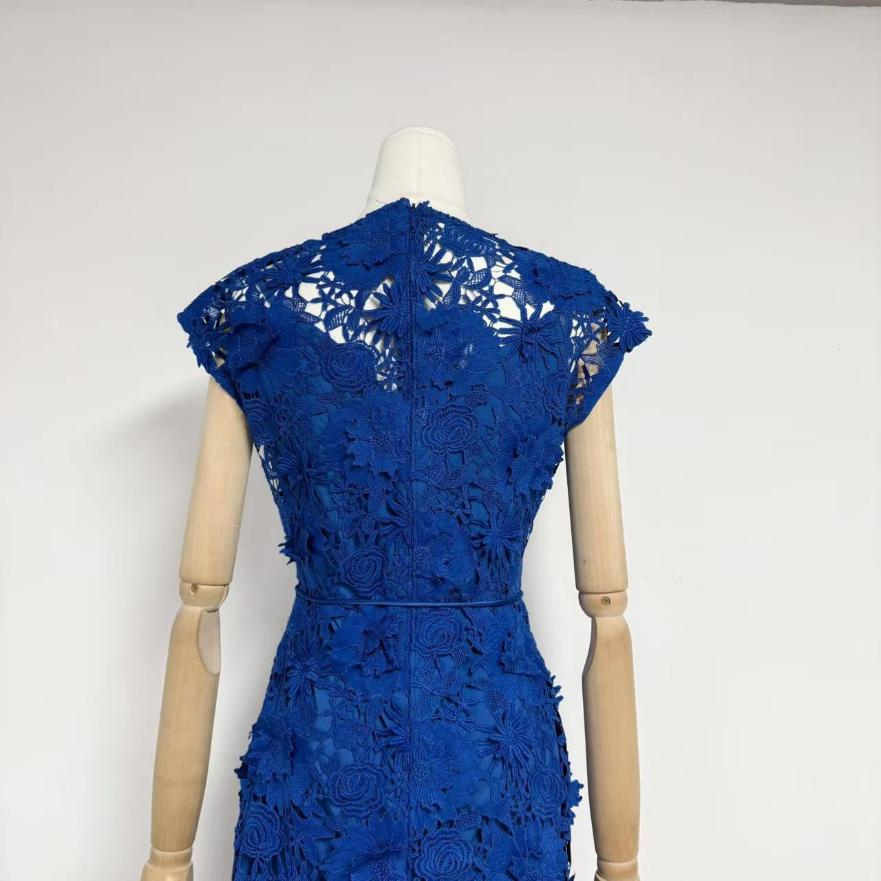 Floral Lace Tie-Waist Maxi Dress