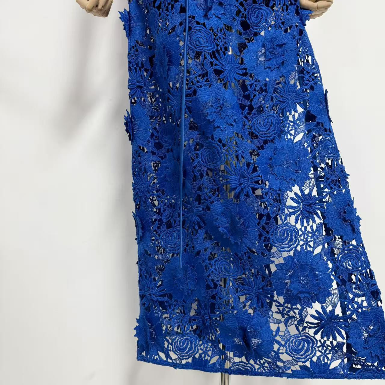 Floral Lace Tie-Waist Maxi Dress